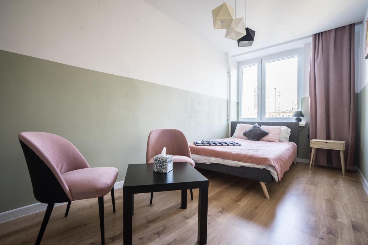 Апартаменты Sloneczny I Cichy Apartament Przy Starym Miescie Варшава Экстерьер фото