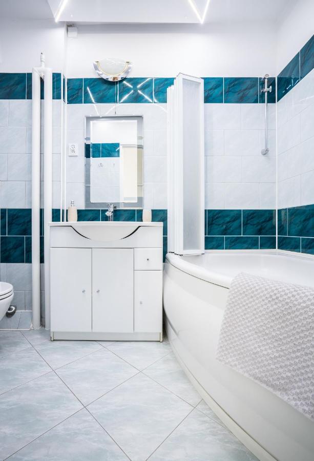 Sloneczny I Cichy Apartament Przy Starym Miescie Варшава Экстерьер фото