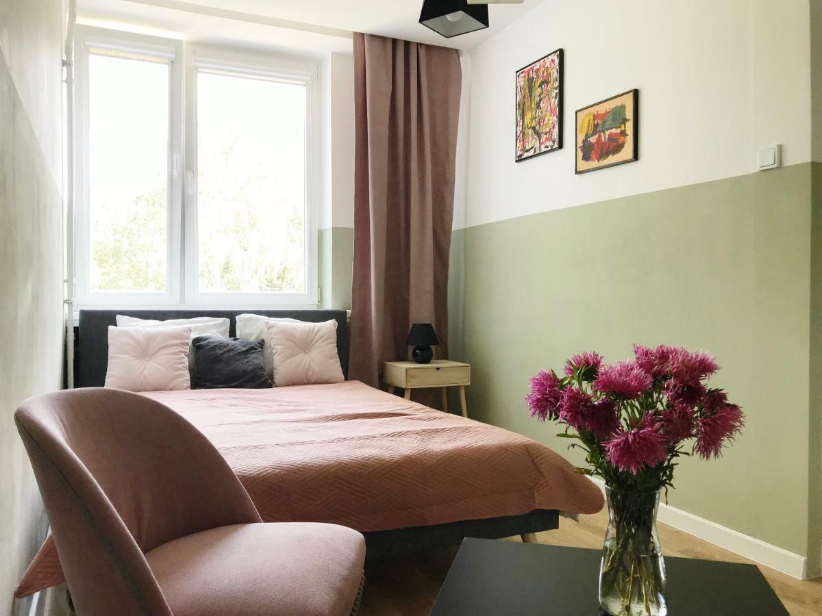 Апартаменты Sloneczny I Cichy Apartament Przy Starym Miescie Варшава Экстерьер фото